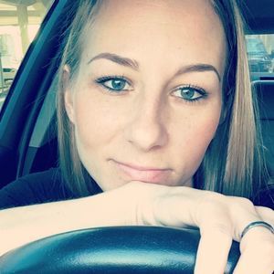 Meet your Posher, Mallory